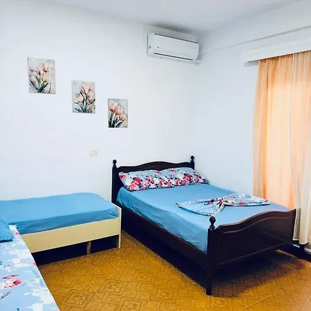 Brahimasi 公寓式酒店 Durrës
