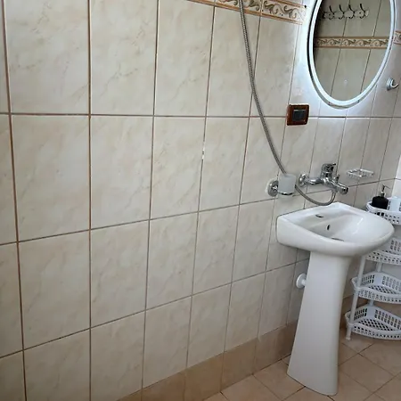 Hotel apartamentowy Brahimasi *